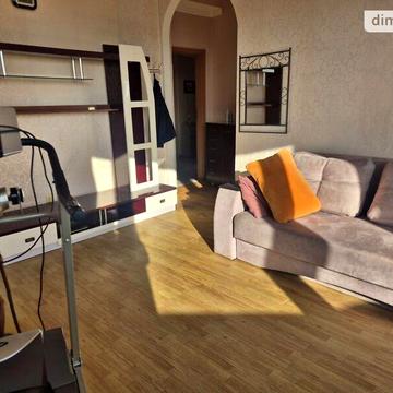 Довгострокова оренда 2к Квартира Святослава Караванського (Жуковського) вулиця