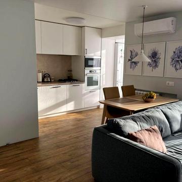 3-кімнатна квартира в центрі від власника/ кухня-студія/ техніка Bosch