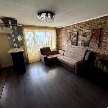 Продам 3-х комнатную квартиру -Левый берег