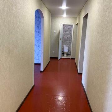 Продам квартиру 4 кімнатну