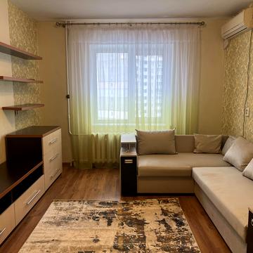 Милославська вул., 47