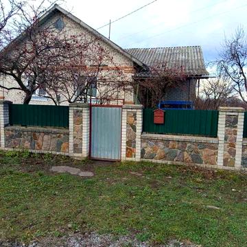 Продам будинок .