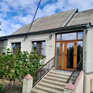 Продаж 2-х поверх. будинку  на  Сонячному, гарний торг, дзвоніть