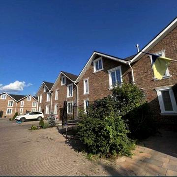 Продаж тауна з ремонтом