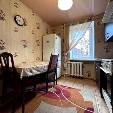 Оренда 2 кімнатна квартира.