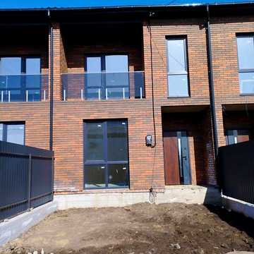Продаж 4к Дім Калинова вулиця