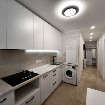 Шкільний пров., 4