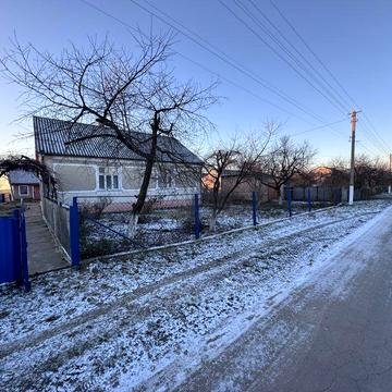 Будинок  4 кімнати 105м2 ділянка 60сот приватизоване поряд з Луцьк