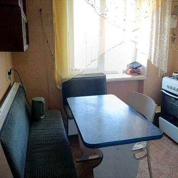 Продам крупногабаритную однокомнатную квартиру в Корабельном районе