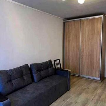 Оренда квартири біля метро Деміївська