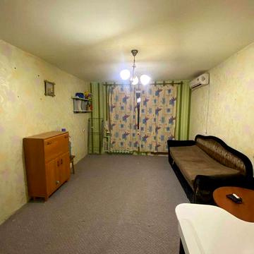 Продам свою 1-кімнатну квартиру Фрунзенский, Ломівський, ДШ 6