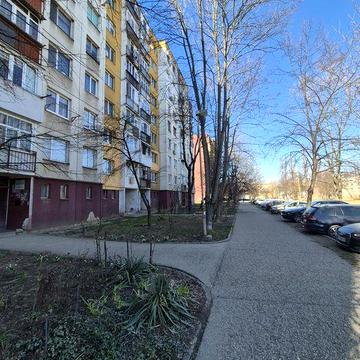 Здається в оренду кв-ра у м. УЖГОРОД поруч біля АТБ та маг Юск