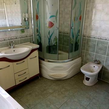 Продається приватизований будинок