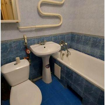 Продаю 1 к/к  вул.Велика Морська