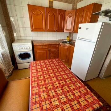 Однокомнатная кв. Одесская за Ростом