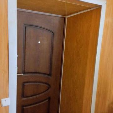 Здам  1- кім. кв , всі зруч,  центр , без комісій  та  посередників