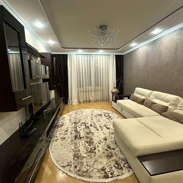 Здається в оренду 3 х кімнатна квартира вул.Руська 223