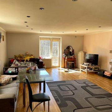 Продається 3х кімнатна квартира