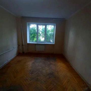 1 кімн. квартира вул. Будівельників 12, м. Дарниця, Дніпровський