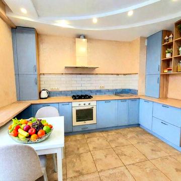 Уютная квартира с двумя спальнями и большой кухней-гостиной в ЖК RichT