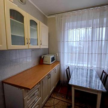 Оренда 2 кімнатної квартири/3/5, вул.Гвардійська, вільна з 11.03.