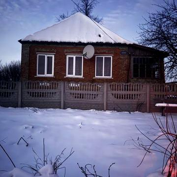 Продам приватний будинок і ділянку