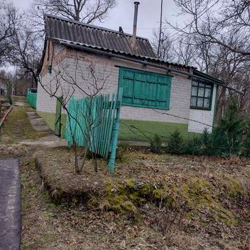Продам дачу в межі міста