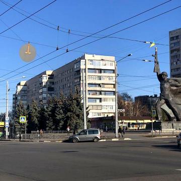 Сдам 2 х комнатную квартиру метро 23 Августа