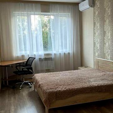 Здається 1-кімнатна квартира в новобудові, вул. Закревського 42А