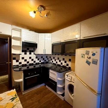 Двухкомнатная квартира в Соляных,ост.Ателье.56 метров.