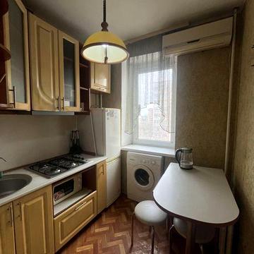 Здам 1 кімн. Мотель, меблі, техніка, вільна