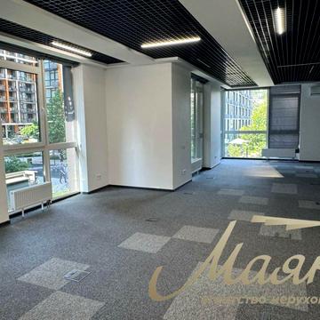 Джона Маккейна вул. (Івана Кудрі), 1-А