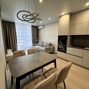 Оренда 3-к квартири ЖК Great , Перша здача , Вид на Дніпро , 71 м²