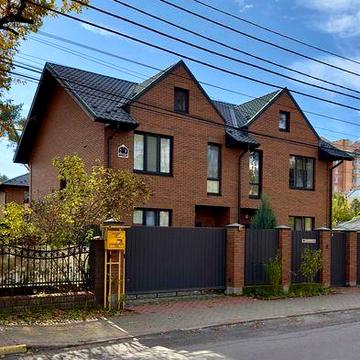 Ірпінь, продаж Дуплекс р-н Центрального парку, вул. Стуса (Пушкінська)