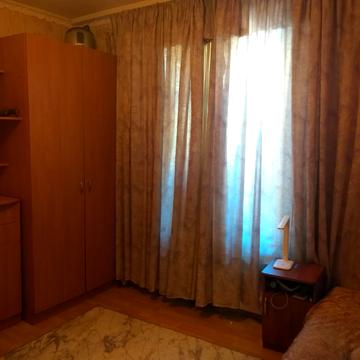 Ніжинська вул., 71