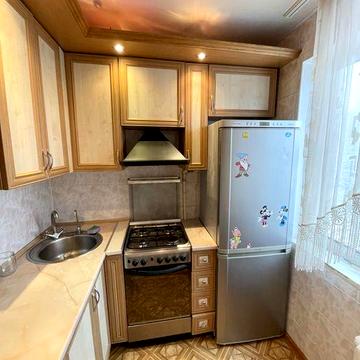 Оренда 2-кім  кв в центрі вул. Небесноі Сотні. Можна для військових