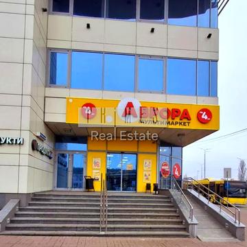 Набережно-Печерська дорога вул., 10