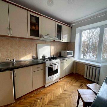 Оренда двокімнатної квартири вул. Лесі Українки $250 + к.п