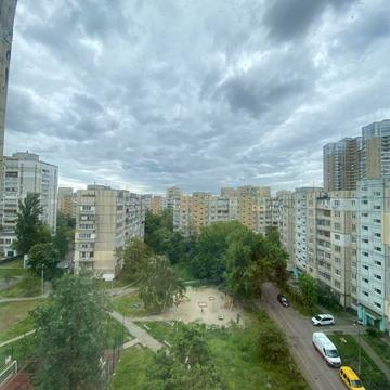 Микільсько-Слобідська вул., 4