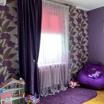 Продається  квартира в приватному будинку одноповерховому є генератор)