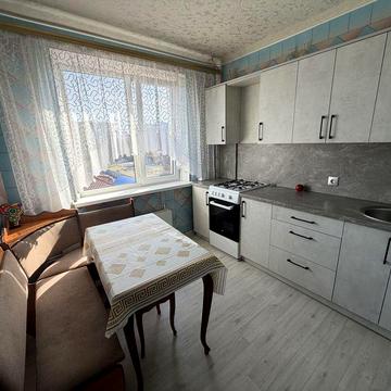 Вільна! 3 кім 4/9 на Г України р-н АТБ Меблі Техніка !