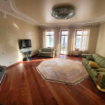 Продаж будинок вул. Крипякевича  (паркова зона)