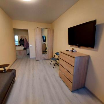 Олексія Вадатурського вул. (Маршала Малиновського), 18