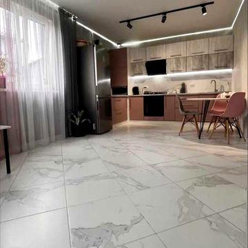 Продаж будинку, Дом з газовим опаленням,  ремонтом і меблями