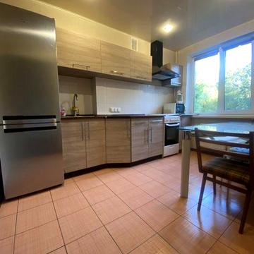 Довгострокова оренда 2-х кімнатноі квартири  вул. Полковника Гегечкорі