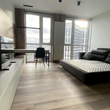 Європейського Союзу просп. (Правди), 51