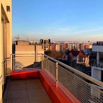 Оренда квартири з терасою. Новобудова. Залізничний район