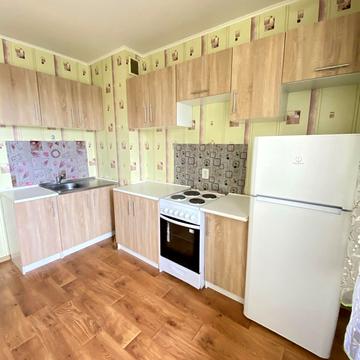 Миколи Закревського вул., 97