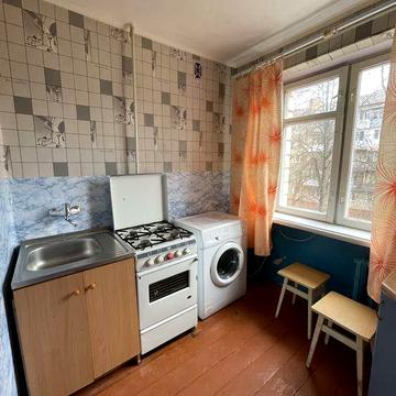 Продаж 2-кім. київки пр.Незалежності | район парку «Жовтневий»