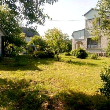 Просторий будинок в Загальцях - тихе місце для життя.